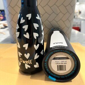 Swell Original Bottle - 9oz - Black with white hearts - NEW
